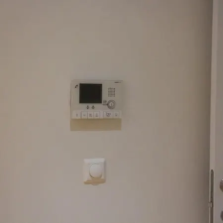 Small, Quiet And I Oslo