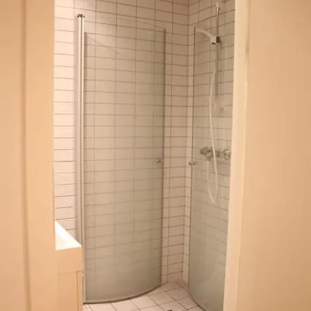 Quiet Top-Floor Studio In Central Oslo *