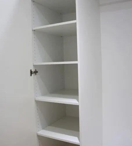 Small, Quiet And I Apartmán *