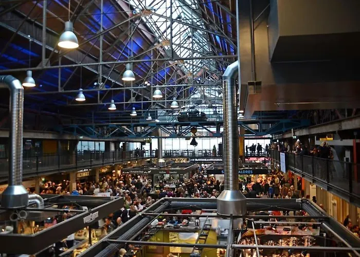 Small, Quiet And I Apartmán